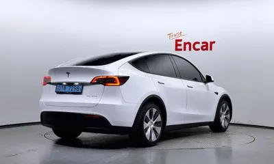 Tesla Model Y 2022, 53389 км, за 31061.96 USD