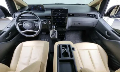Hyundai Staria 2022, 56143 км, за 18476.81 USD - фото 7