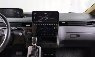 Hyundai Staria 2022, 56143 км, за 18476.81 USD - фото 14