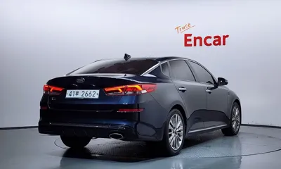 Kia K5 2019, 105688 км, за 8861.76 USD