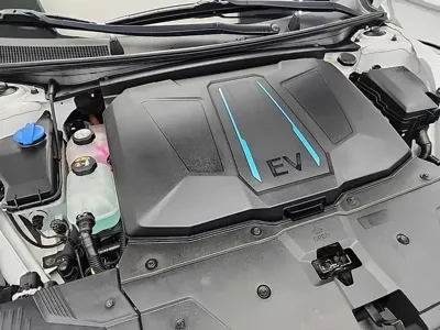 Hyundai Ioniq5 2022, 127587 км, за 17575.04 USD