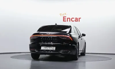 Hyundai Grandeur 2020, 143654 км, за 9627.9 USD