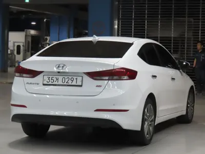 Hyundai Avante 2016, 119317 км, за 5070.53 USD