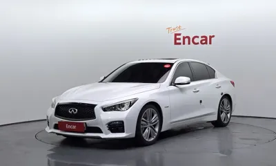 Infiniti Q50 · 2015 год