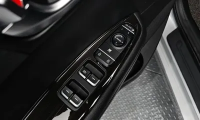 Kia K5 2016, 60132 км, за 6937.56 USD - фото 12