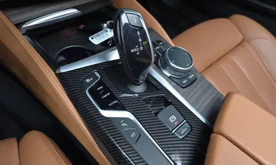 BMW 5-Series 2017, 74431 км, за 17516.44 USD - фото 9