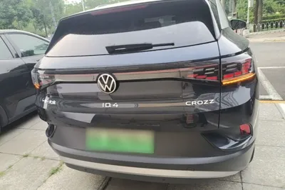 Volkswagen ID.4 Crozz 2024, 32700 км, за 15880 USD