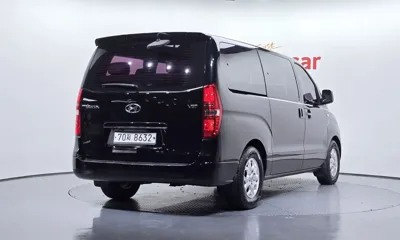 Hyundai Starex 2015, 129092 км, за 6897 USD