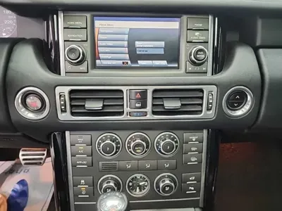 Land Rover Range Rover 2010, 131059 км, за 11655.92 USD - фото 10