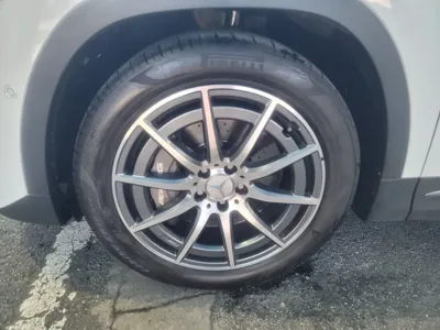 Mercedes-Benz GLA-Class 2022, 32000 км, за 27870.02 USD