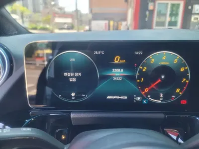 Mercedes-Benz GLA-Class 2022, 32000 км, за 27842.86 USD - фото 8