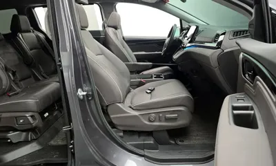 Honda Odyssey 2022, 11126 км, за 28216.27 USD - фото 11