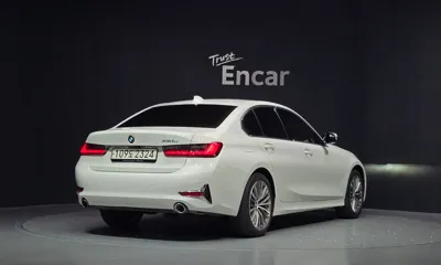 BMW 3-Series 2020, 30492 км, за 18136.9 USD - фото 2
