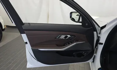 BMW 3-Series 2020, 30492 км, за 18136.9 USD - фото 24