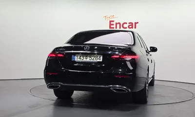 Mercedes-Benz E-Class 2021, 83680 км, за 22843.64 USD