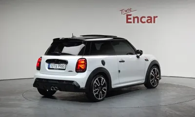 MINI Cooper 2024, 10433 км, за 24834.42 USD