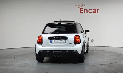 MINI Cooper 2024, 10433 км, за 24834.42 USD