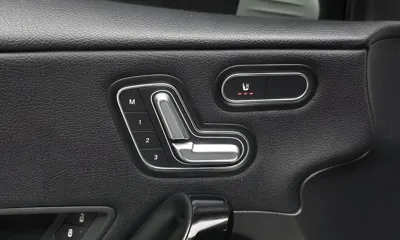 Mercedes-Benz A-Class 2020, 72523 км, за 11661.24 USD - фото 18