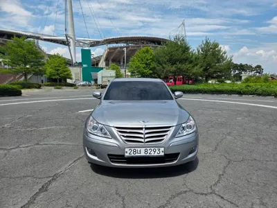Hyundai Genesis · 2010 год