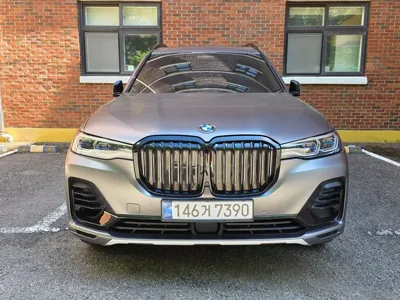 BMW X7 · 2020 год