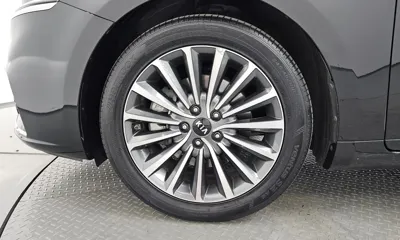 Kia K7 2016, 71715 км, за 9254.37 USD