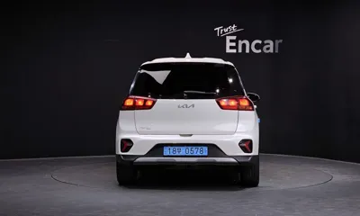 Kia Niro 2023, 245488 км, за 8782.21 USD