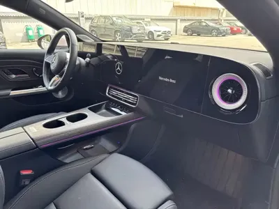 Mercedes-Benz 奔驰CLA新能源