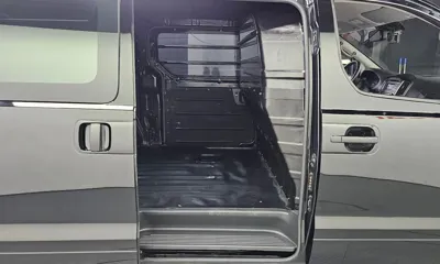 Hyundai Starex 2018, 113644 км, за 7947.89 USD - фото 11