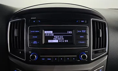 Hyundai Starex 2018, 113644 км, за 7947.89 USD - фото 17