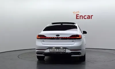 Kia K7 2020, 73812 км, за 15302.46 USD