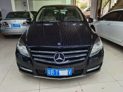 Mercedes-Benz R-Class 2012, 215000 км, за 5716.89 USD