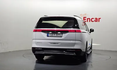 Kia Canival 2023, 63474 км, за 20511.81 USD
