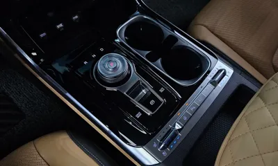 Kia Canival 2023, 63474 км, за 20477.14 USD - фото 9