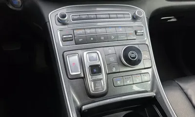 Hyundai Santafe 2021, 112579 км, за 12669.03 USD - фото 9