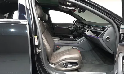 Audi A8 2023, 39847 км, за 51116.73 USD - фото 26