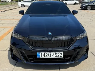 BMW 5-Series · 2024 год