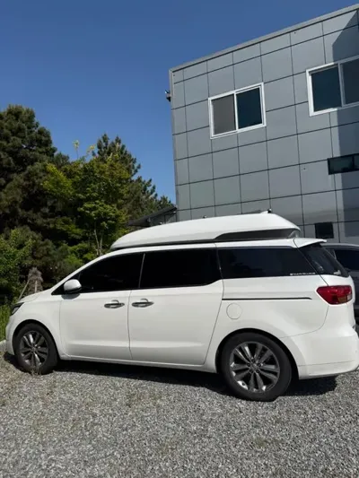 Kia Canival 2016, 129000 км, за 8469.06 USD