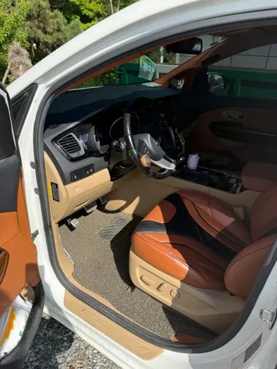 Kia Canival 2016, 129000 км, за 8469.06 USD - фото 12