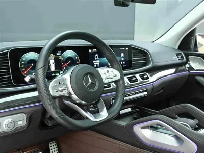 Mercedes-Benz GLS 2024, 41000 км, за 107119.76 USD - фото 7