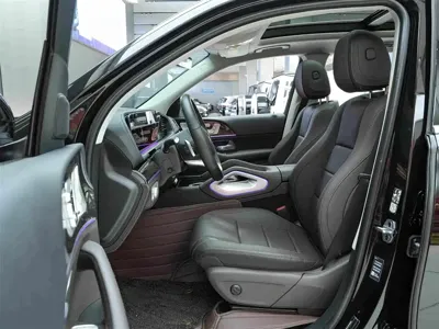 Mercedes-Benz GLS 2024, 41000 км, за 107119.76 USD - фото 11