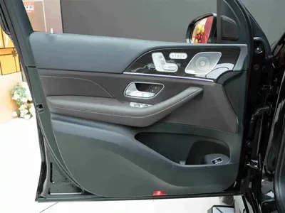 Mercedes-Benz GLS 2024, 41000 км, за 107119.76 USD - фото 15
