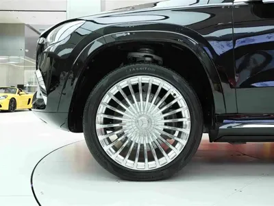Mercedes-Benz GLS 2024, 41000 км, за 107119.76 USD - фото 22