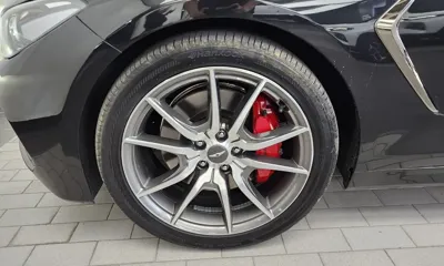 Genesis G70 2019, 193289 км, за 11093.61 USD