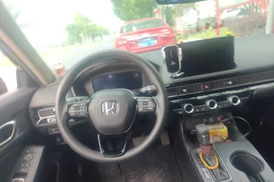 Honda Civic 2022, 28900 км, за 13814 USD - фото 9