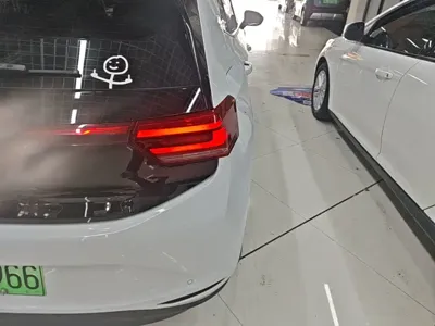 Volkswagen ID.3 2025, 42600 км, за 13557.53 USD - фото 8