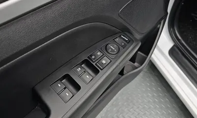 Hyundai Avante 2020, 42435 км, за 8855.19 USD - фото 20