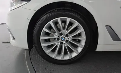 BMW 5-Series 2018, 267095 км, за 10503.71 USD