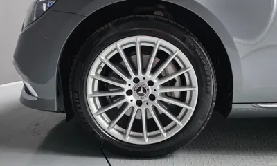 Mercedes-Benz E-Class 2022, 23705 км, за 26374.95 USD