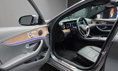 Mercedes-Benz E-Class 2022, 23705 км, за 26191.41 USD - фото 10