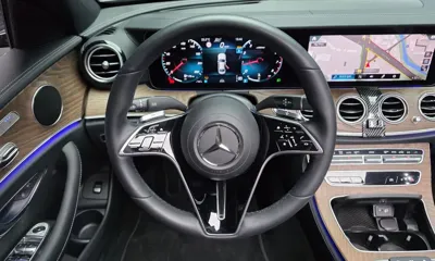 Mercedes-Benz E-Class 2022, 23705 км, за 26191.41 USD - фото 14